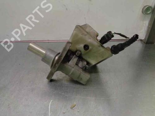 Used Brake master cylinder PEUGEOT 3008 I MPV (0U_) 2.0 HDi 150 / BlueHDi 150 (150 hp) 6034949