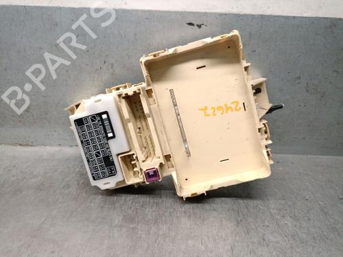 Used Fuse box SUZUKI SWIFT III (MZ, EZ) 1.3 DDiS (RS413D) (69 hp) 32147227