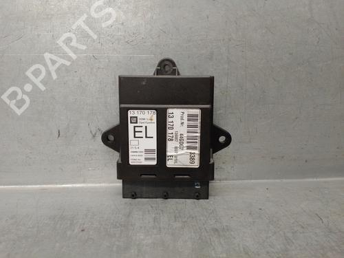 Used Comfort control module OPEL SIGNUM Hatchback (Z03) 1.9 CDTI (F48) (150 hp) 15821325