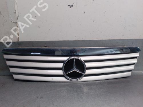 Grill MERCEDES-BENZ A-CLASS (W168) A 140 (168.031, 168.131) (82 hp) 31182498