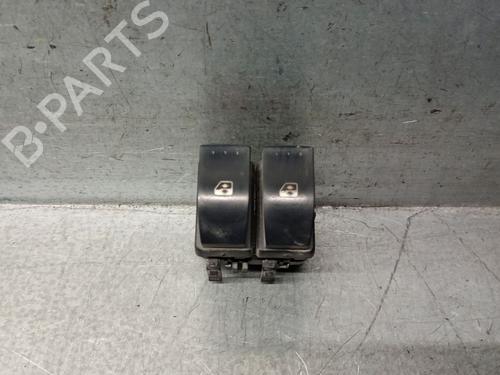 Used Left front window switch OPEL VIVARO A Van (X83) 1.9 DTI (F7) (101 hp) 31929241