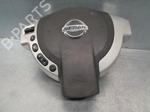 Used Driver airbag NISSAN X-TRAIL II (T31) 2.0 dCi 4x4 (150 hp) 28198090