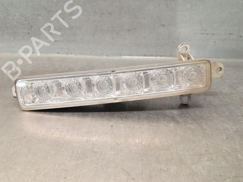 right-front-indicator-toyota-aygo-_b4_-2014-36140672 main image