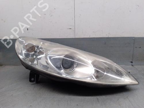 Højre forlygte PEUGEOT 407 (6D_) 2.0 HDi 135 (6DRHRH, 6DRHRE, 6DRHRG, 6DRHRJ) (136 hp) 30339898