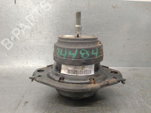 Used Engine mount Engine mount JEEP GRAND CHEROKEE IV (WK, WK2) 3.6 VVT 4x4 (290 hp) 33120827 33120827
