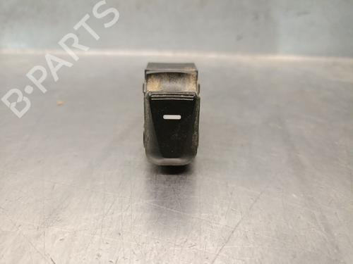 Venstre bagtil elrude kontakt Venstre bagtil elrude kontakt HYUNDAI ix35 (LM, EL, ELH) 1.7 CRDi (116 hp) 37405638 37405638