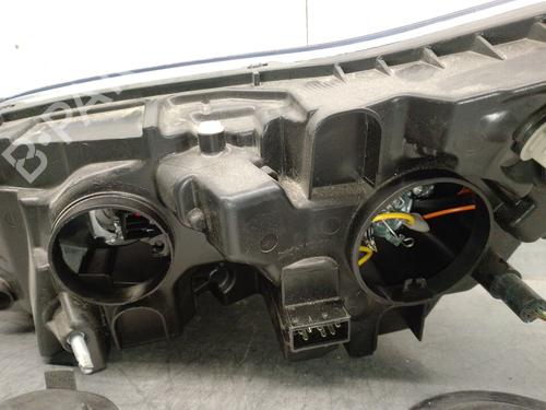 Right headlight CITROËN C4 I (LC_) | BP31026389C29