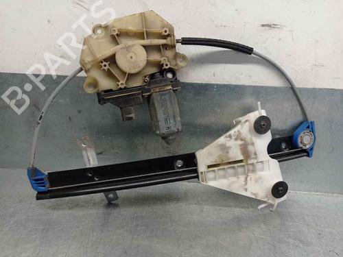 Rudehejsemekanisme venstre bagtil AUDI A3 (8L1) 1.9 TDI (130 hp) 8908204