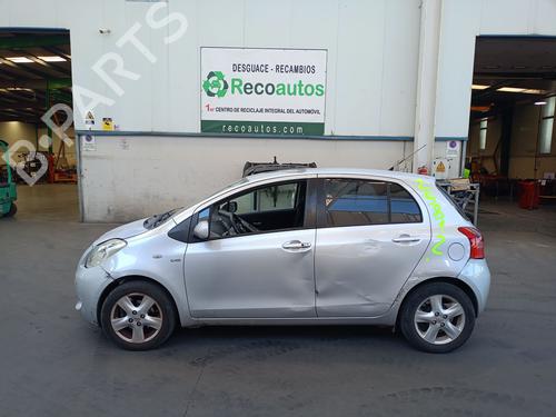 Brugte TOYOTA YARIS (_P9_) 1.4 D-4D (NLP90_, NLP90R) 4750760