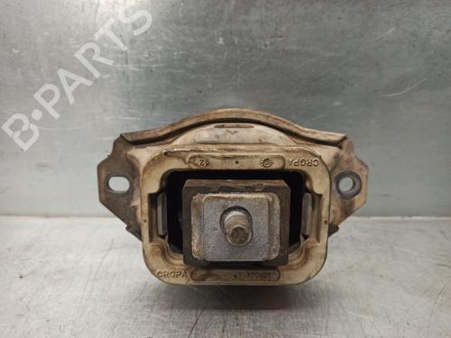 Engine mount LAND ROVER RANGE ROVER SPORT I (L320) 2.7 D 4x4 | BP12135981M89 