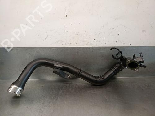 pipe-nissan-juke-f16_-2019-28621859 main image