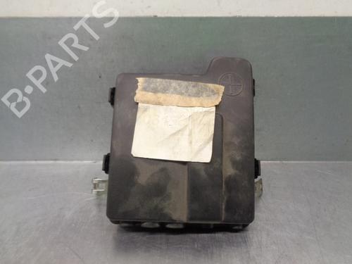 Used Fuse box IVECO DAILY IV Van 35C14 GV, 35C14 GV/P, 35S14 GV, 35S14 GV/P (136 hp) 13811472