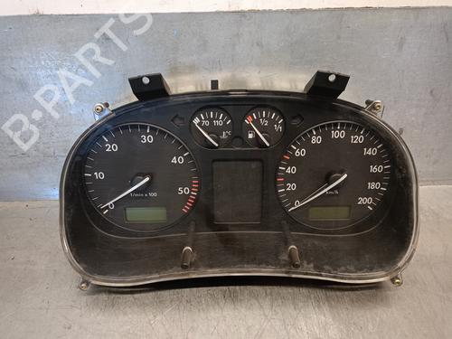 Used Instrument cluster VW POLO III (6N1) 64 1.9 D (64 hp) 18051535