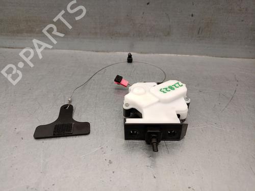 Fuel door actuator KIA NIRO I (DE) 1.6 GDI Hybrid | BP26543001E18 