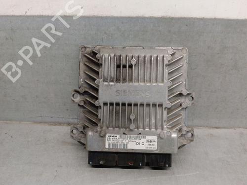 Used Engine control unit (ECU) VOLVO V50 (545) 2.0 D (136 hp) 26941637