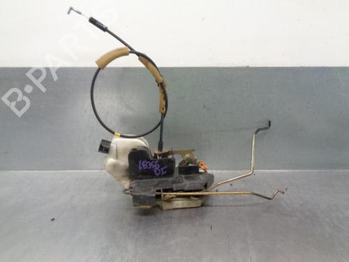 Used Front left lock MITSUBISHI SPACE WAGON (N9_W, N8_W) [1998-2004]  13942076