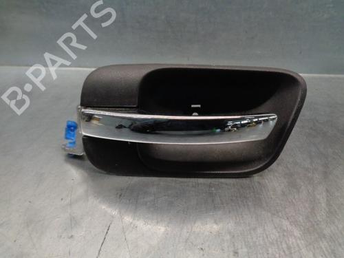 Used Front left interior door handle Front left interior door handle 9211657 9211657