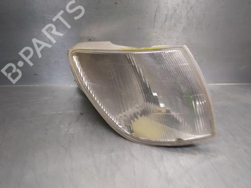 Used Right front indicator PEUGEOT 306 Hatchback (7A, 7C, N3, N5) 1.9 D (68 hp) 10697023