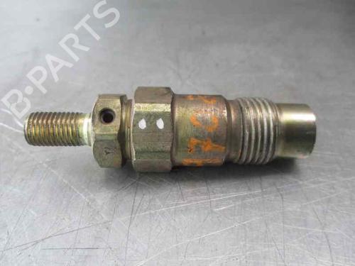Used Injector NISSAN ALMERA I (N15) 2.0 D (75 hp) 4977903