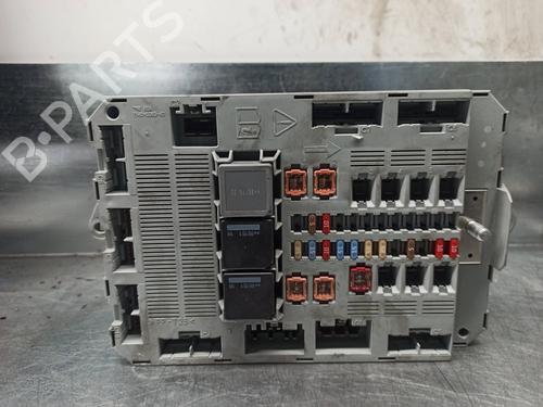 Used Fuse box JAGUAR XF I (X250) 2.7 D (207 hp) 8522290