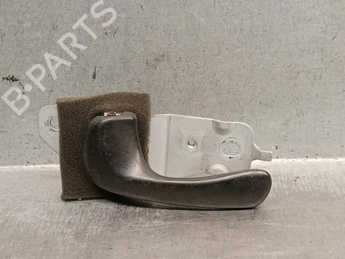 Used Front left interior door handle HYUNDAI H-1 Van (A1) 2.5 TD (80 hp) 32019468