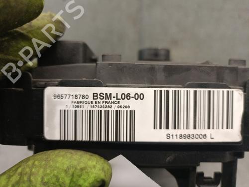 Fuse box CITROËN C4 I (LC_) 2.0 HDi | BP32443019E1