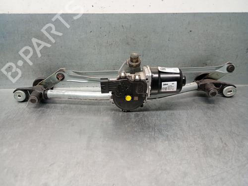 Used Front wiper motor HYUNDAI i20 III (BC3, BI3) 1.0 T-GDI hybrid 48V (101 hp) 28576454