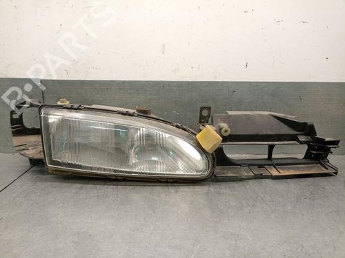 Used Right headlight FORD MONDEO I Turnier (BNP) 2.0 i 16V (132 hp) 30728230