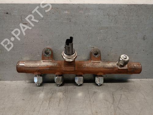 Used Injection rail RENAULT MEGANE II (BM0/1_, CM0/1_) 1.5 dCi (BM02, BM13, BM2A, CM02, CM13) (101 hp) 29260431