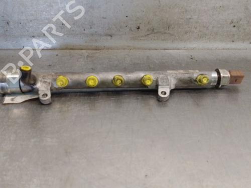 Used Injection rail Injection rail 37667564 37667564