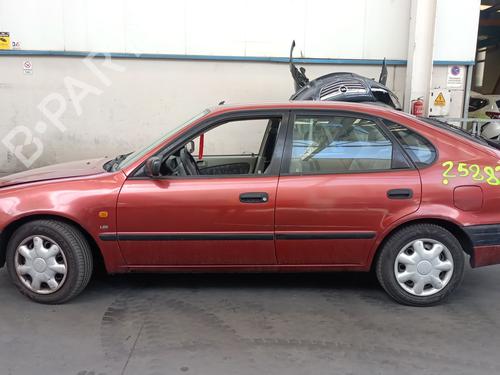 Brugte TOYOTA COROLLA Liftback (_E11_) 1.6 (AE111_, AE111R) 4772004