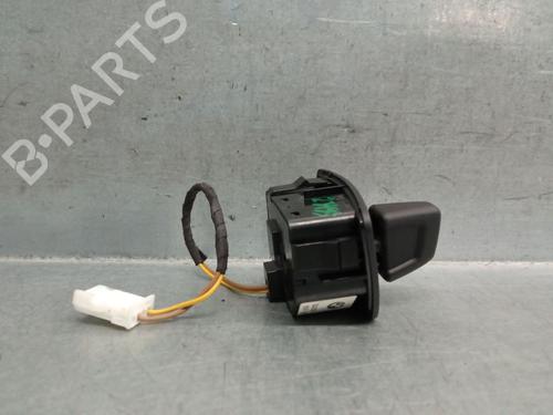 Switch BMW X6 (G06, F96) xDrive 40 d Mild-Hybrid | BP28726362I30 