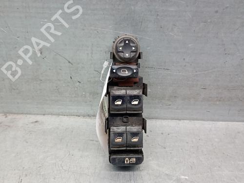 left-front-window-switch-peugeot-5008-0u_-0e_-2009-2010-2011-2012-2013-2014-2015-2016-2017-32404442 main image