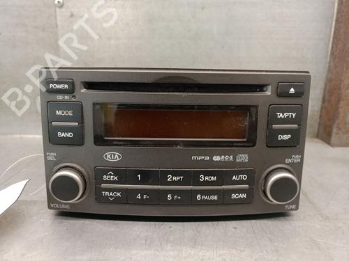 Used Radio Radio KIA CARENS III MPV (UN) 2.0 CRDi 115 (115 hp) 33621481 33621481