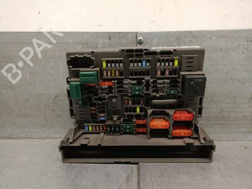 Used Fuse box BMW X1 (E84) sDrive 18 d (143 hp) 30838742
