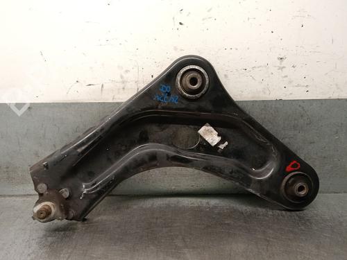 Used Left front suspension arm PEUGEOT 207 (WA_, WC_) [2006-2015]  32372940