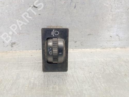 Used Headlight switch CITROËN JUMPY I (U6U_) [1994-2006]  28316555