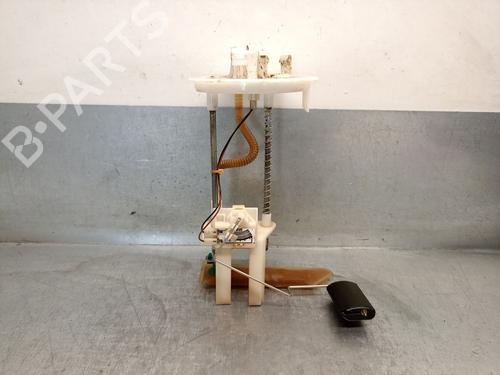 Used Fuel pump KIA SORENTO II (XM) 2.2 CRDi 4WD (197 hp) 21772943