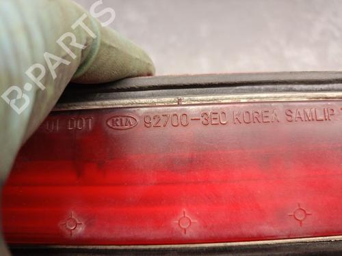 Third brake light KIA SORENTO I (JC) 2.5 CRDi 4WD | BP20329957L11 