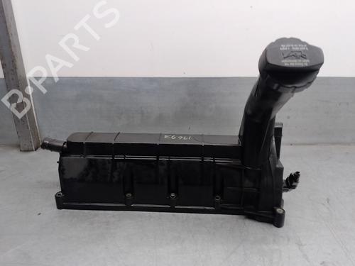 Used Valve cover MERCEDES-BENZ A-CLASS (W168) A 160 (168.033, 168.133) (102 hp) 16703260