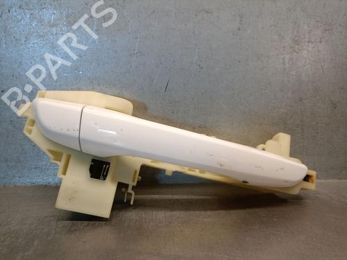 front-right-exterior-door-handle-hyundai-i30-fastback-pde-pden-2017-35799947 main image