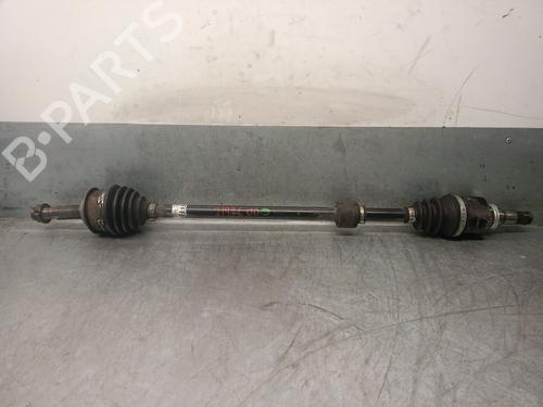 Drivaksel foran Høyre TOYOTA YARIS (_P13_) 1.5 (NSP131_) (112 hp) 23425916