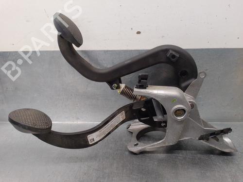 Pedal MINI MINI Convertible (R57) Cooper D (112 hp) 21021479