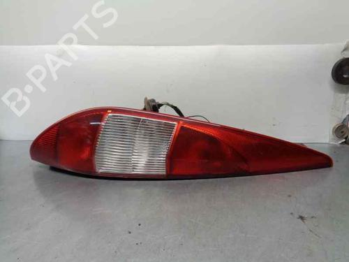 Used Left taillight FORD MONDEO III Turnier (BWY) 2.0 16V TDDi / TDCi (115 hp) 6874332