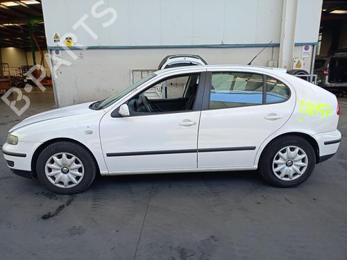 Used Parts SEAT LEON (1M1) 1.6 16 V 4936422