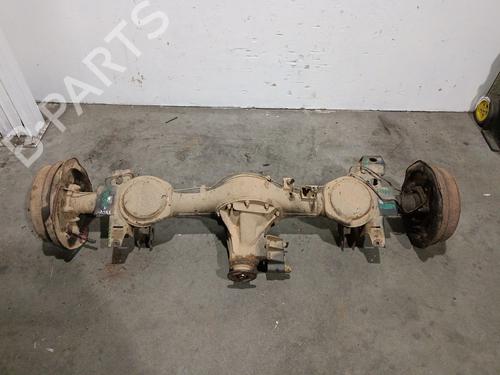 Used Rear axle MITSUBISHI PAJERO I Canvas Top (L04_G) 2.5 TD (L044G, L049G) (95 hp) 32185200