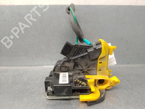 front-left-lock-kia-pro-ceed-jd-2013-2014-2015-2016-2017-2018-33203709 main image