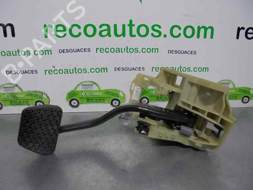 Used Break pedal BMW 5 (E60) 525 d (177 hp) 8790942