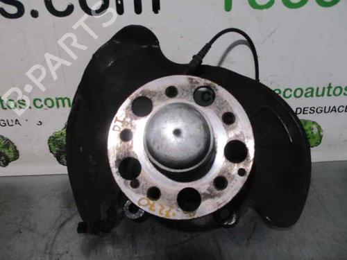 Used Left front steering knuckle MERCEDES-BENZ C-CLASS (W203) C 200 Kompressor (203.042) (163 hp) 2115988