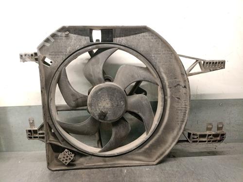 Used Radiator fan RENAULT TRAFIC II Bus (JL) 2.0 dCi 115 (JL00, JL01, JL0H, JL0M, JL0U) (114 hp) 31160472